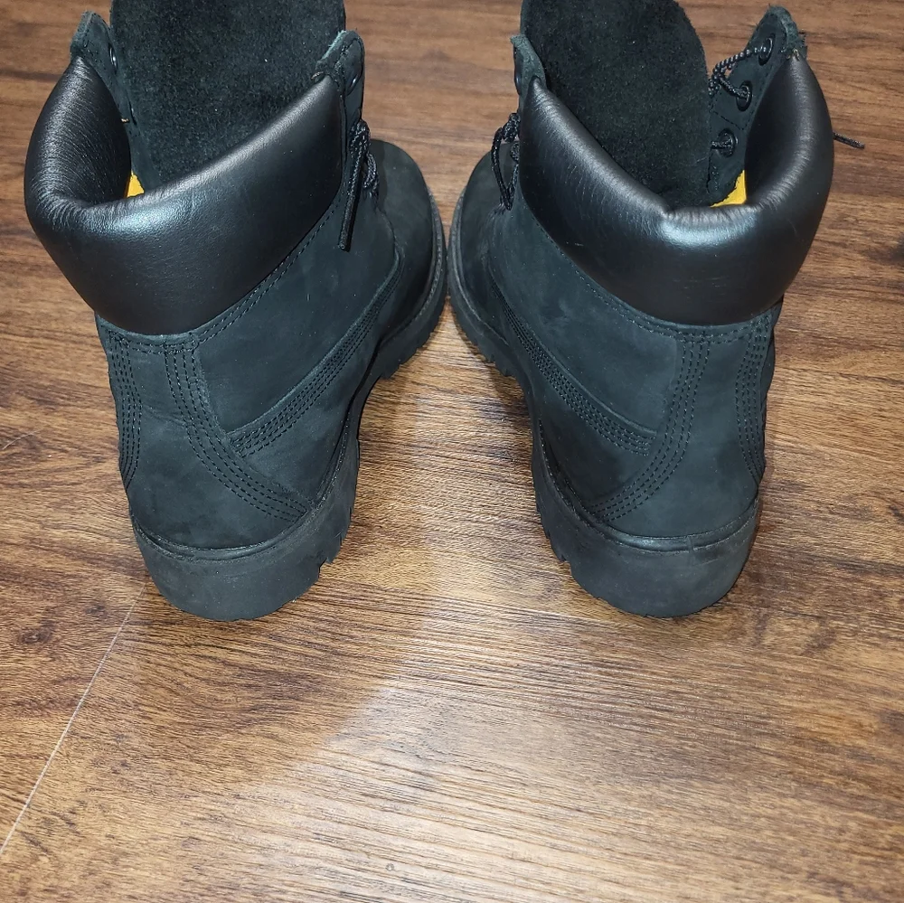 Black Leather Timberland 6-inch Waterproof Boots US Size 8.5 Medium Fit - Picture 3 of 6
